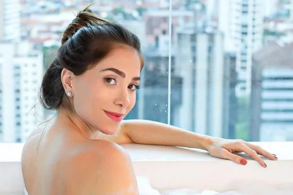 Romana Novais mostra fotos e brinca: “Quero ficar grávida todo ano”