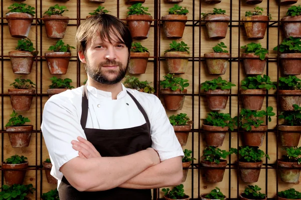 Quem é René Redzepi, chef que se demitiu após denúncias de abusos
