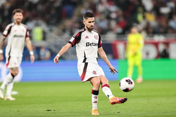 Veja o gol de empate do Flamengo contra o PSG no Intercontinental