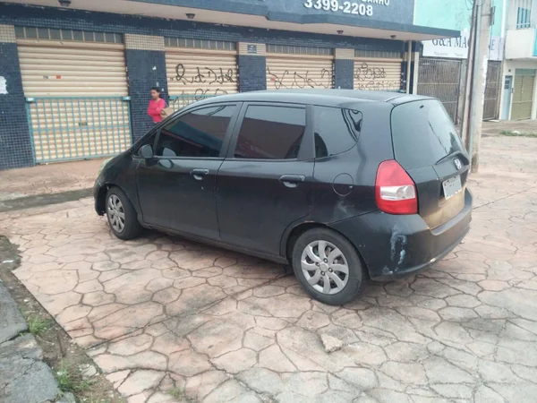 Detran apreende carro em Taguatinga com R$ 22 mil em multas
