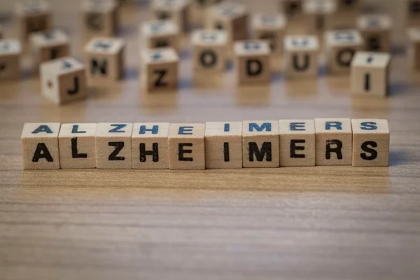 Alzheimer: saiba mais sobre a doença que afeta 1 milhão de brasileiros
