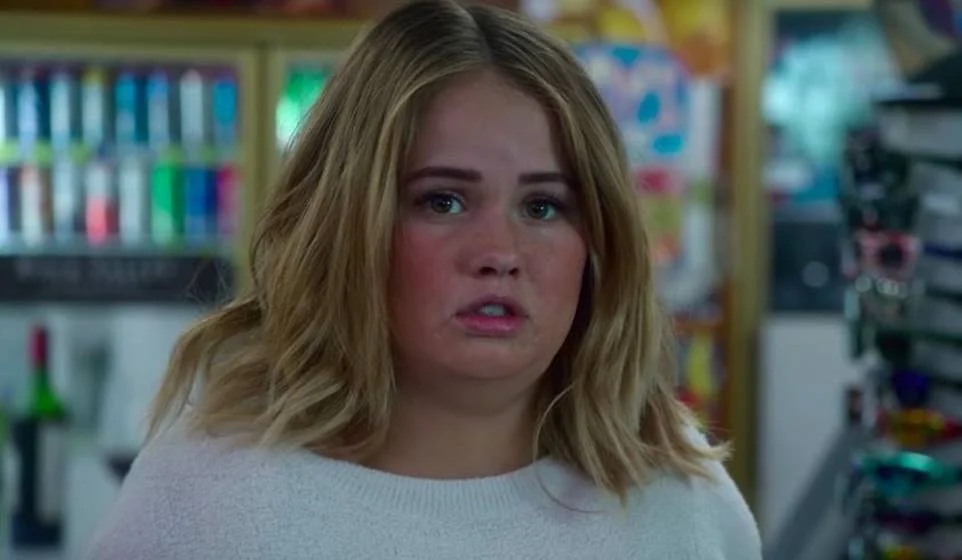 <b>Insatiable: 10 de agosto</b>. Uma adolescente intimidada recorre a concursos de beleza como forma de se vingar, com a ajuda de um treinador com péssima reputação <b>Insatiable: 10 de agosto</b>. Uma adolescente intimidada recorre a concursos de beleza como forma de se vingar, com a ajuda de um treinador com péssima reputação