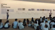 Alunos na exposição Alunos na exposição