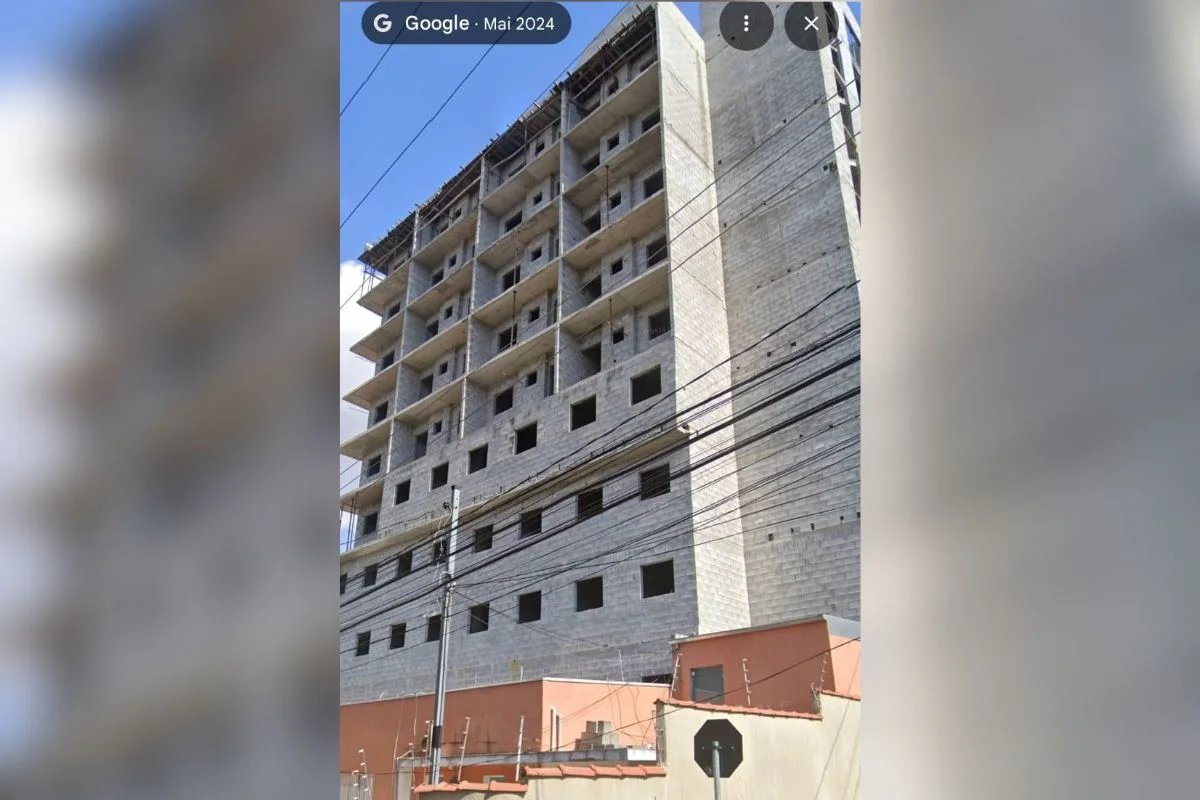 Imagem de 2024 do prédio que desabou na Penha Imagem de 2024 do prédio que desabou na Penha