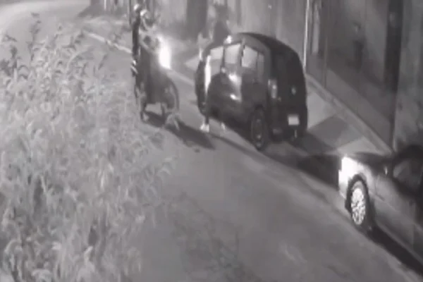 Imagem colorida de assalto na zona norte de SP