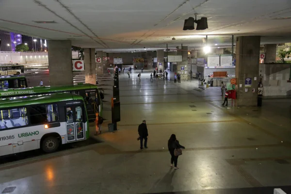 1ª noite de toque de recolher no DF