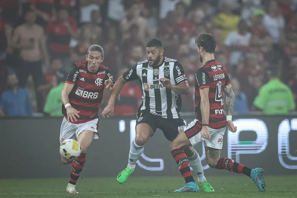 Áudio de VAR em Fla x Galo não aponta conclusão em gol classificatório