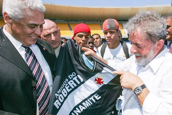 Lula sobre Roberto Dinamite: “Gigante na história do Vasco da Gama”