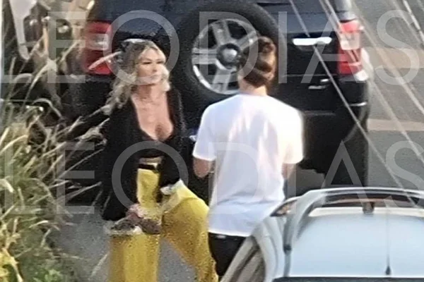 Exclusivo: Caio Castro é flagrado com outra loira em Minas Gerais