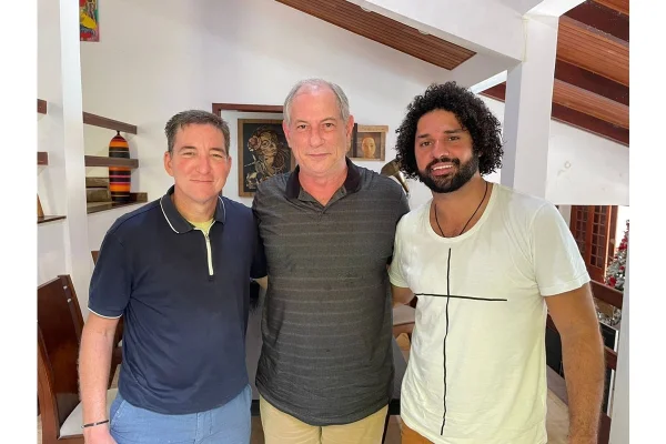 Glenn Grewald, Ciro Gomes e David Miranda