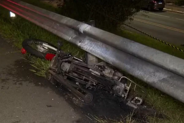 Motorista de Audi é preso após matar motociclista em rodovia