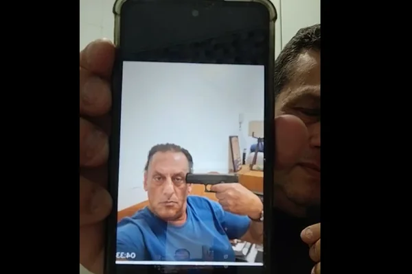 JUNINHO DO CACHORRO QUENTE MOSTRA IMAGEM DE WASSEF - METRÓPOLES