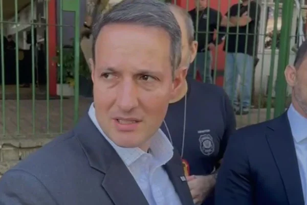 Saidinha PCC Guilherme Derrite