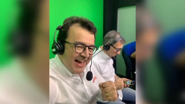 Narrador da ESPN cai em pegadinha durante jogo de Portugal; assista