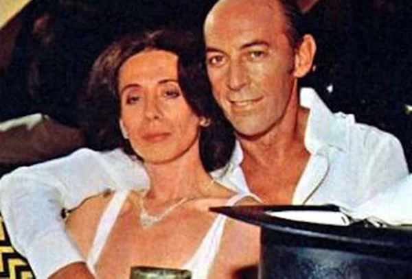 foto antiga de Tetê Medina e Raul Cortez - metrópoles