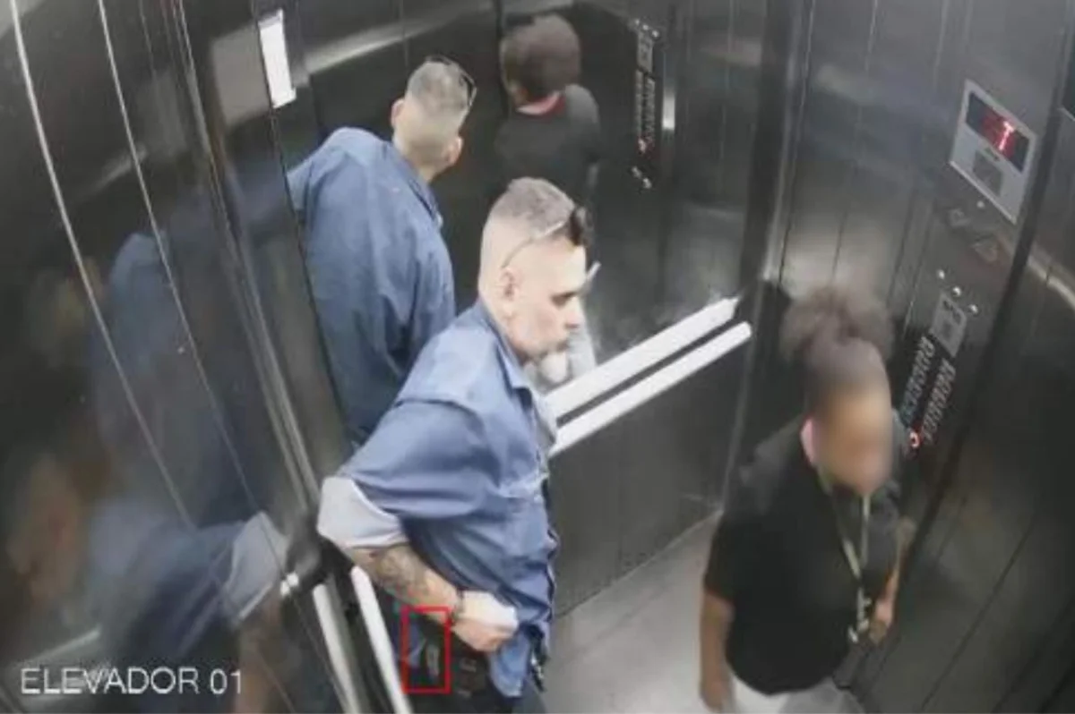 Chefe de Daniel Silveira se passou por agente do STM para comprar munições - imagem 2 Chefe de Daniel Silveira se passou por agente do STM para comprar munições - imagem 2