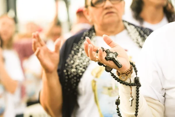 Pentecostes reúne 500 mil fiéis em três dias de celebração