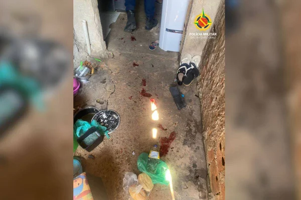 Mulher é esfaqueada pelo marido e filho de 8 anos estanca sangramento - destaque galeria Mulher é esfaqueada pelo marido e filho de 8 anos estanca sangramento - destaque galeria