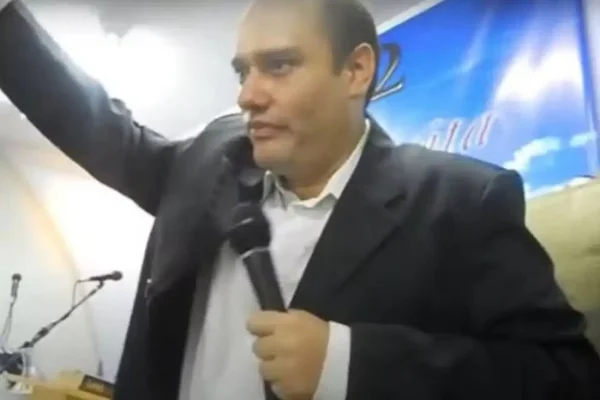 De “nascer dentes” à “cura da cegueira”: pastor é condenado por fraude