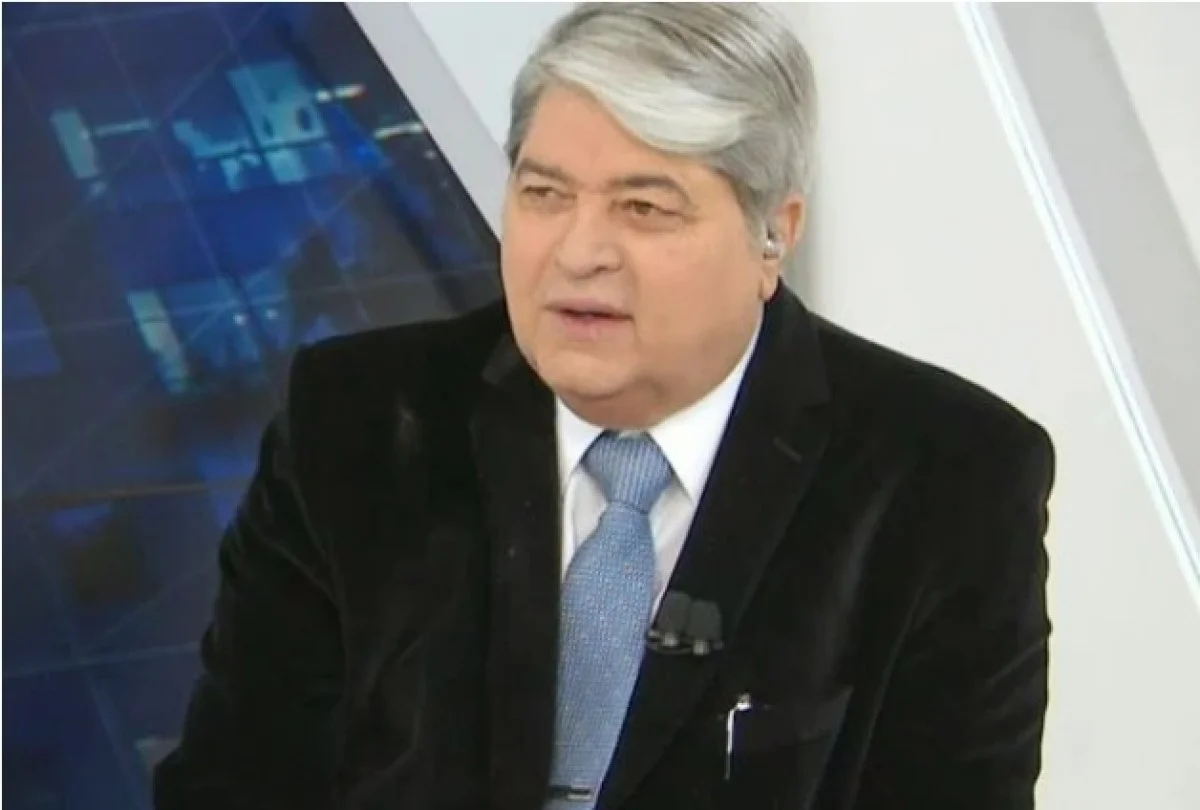 No início dos anos 2000, teve uma rápida passagem pela RedeTV, retornando, logo em seguida, para a Record. Tempos depois, deixou a emissora de Edir Macedo e resolveu voltar para a Band, onde passou a comandar o Brasil Urgente e o No coração do Brasil No início dos anos 2000, teve uma rápida passagem pela RedeTV, retornando, logo em seguida, para a Record. Tempos depois, deixou a emissora de Edir Macedo e resolveu voltar para a Band, onde passou a comandar o Brasil Urgente e o No coração do Brasil