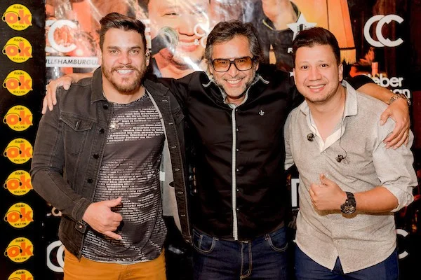 Ouvintes da OK FM curtem show especial de Cleber & Cauan