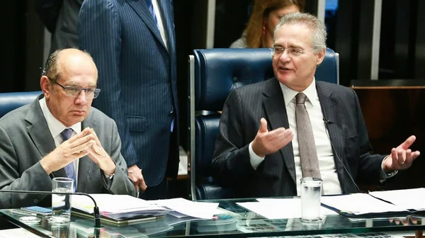 STF aceita denúncia por peculato e Renan Calheiros vira réu