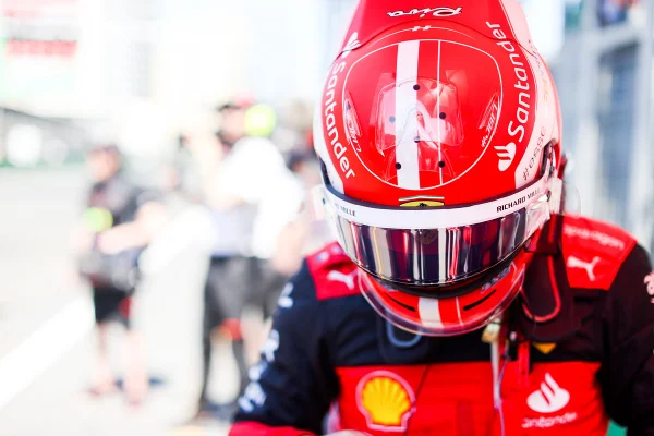 Leclerc revela tristeza ao abandonar de novo: “Mais que frustrado”