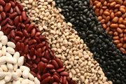 O feijão é um superalimento com alto teor de fibras, ferro, magnésio e proteínas O feijão é um superalimento com alto teor de fibras, ferro, magnésio e proteínas