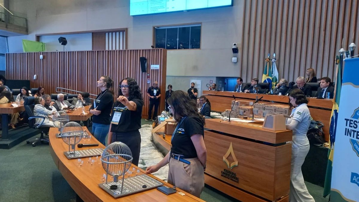TRE-DF sorteia urnas que passarão pelo teste de integridade no 2º turno