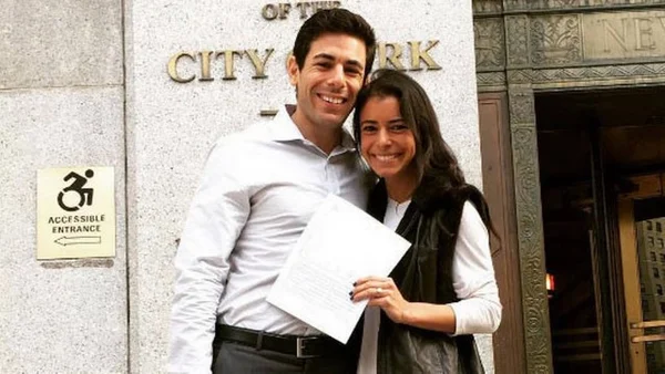 Com casamento cancelado, noivo quer aliança de R$ 400 mil de volta