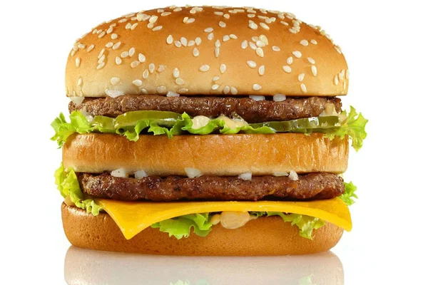 Mulher faz cirurgia para diminuir vagina que parecia um Big Mac