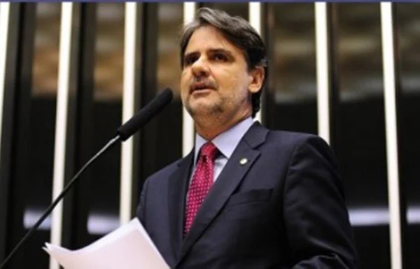 Câmara: Raul Henry é escolhido novo relator do voto impresso