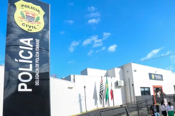 Entrada de Delegacia de Itararé - Metrópoles