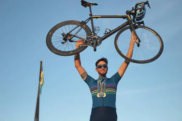 Brasiliense é cotado como favorito em torneio de ciclismo na Itália