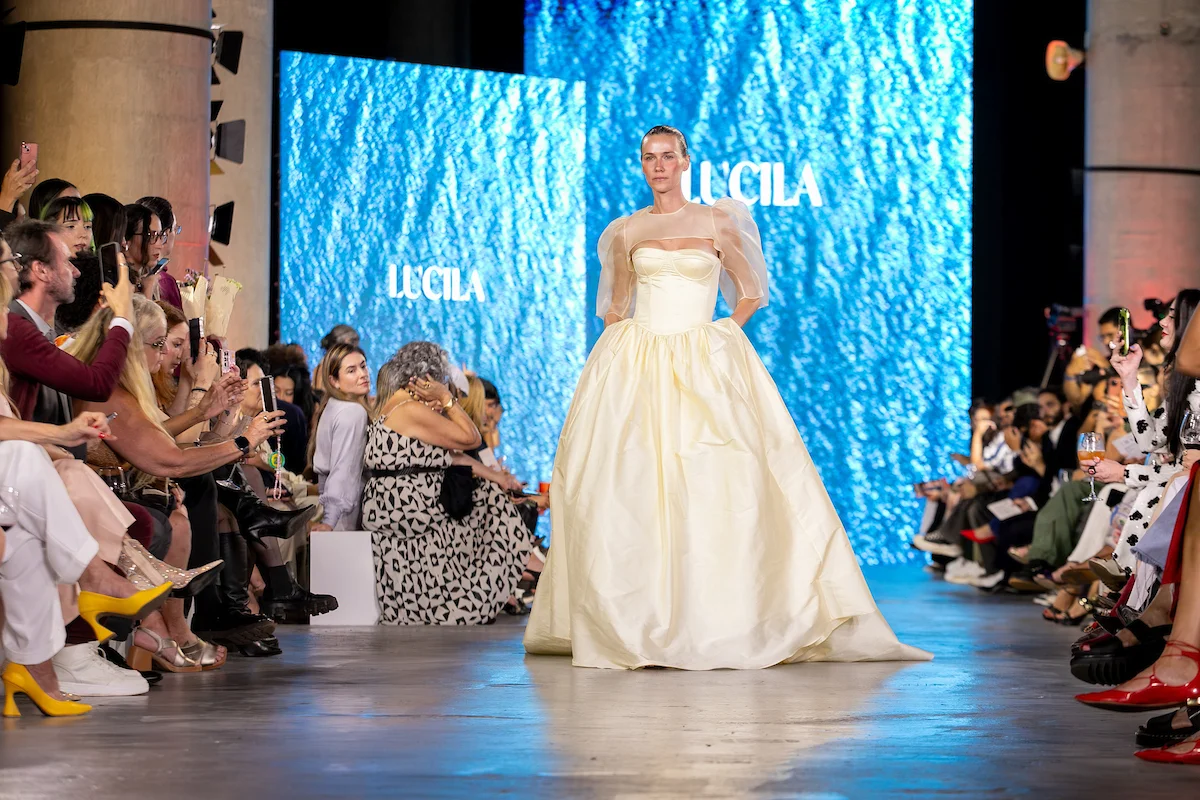 Renata Kuerten desfila para a marca Lucila no Metrópoles Catwalk Renata Kuerten desfila para a marca Lucila no Metrópoles Catwalk
