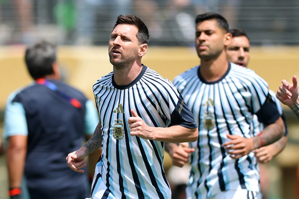 Lionel Messi será titular na final da Copa pela Argentina Lionel Messi será titular na final da Copa pela Argentina