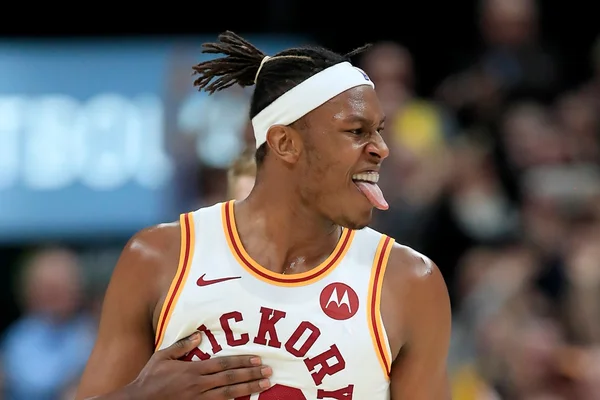 Pacers vencem e derrubam série invicta dos Raptors na NBA