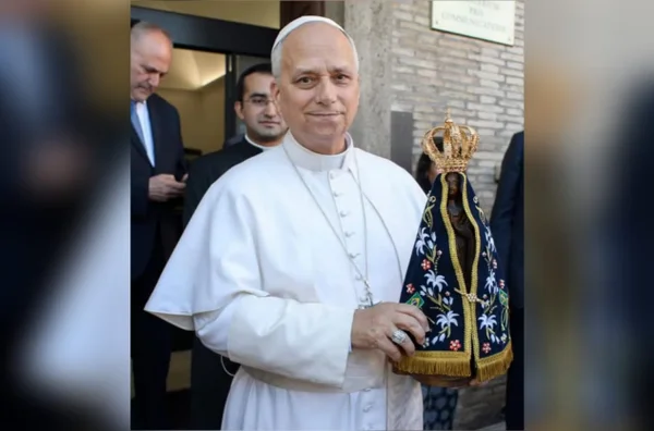 imagem colorida papa leão XIV nossa senhora aparecida