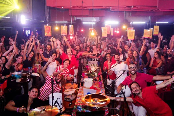 Foto colorida do Samba da Tia Zélia