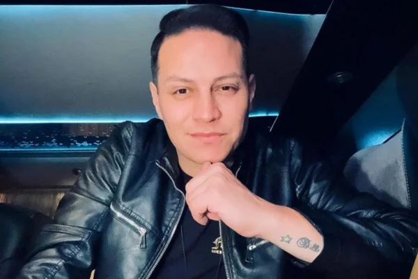 Paulinho Dill, da banda Os Atuais, sofre grave acidente