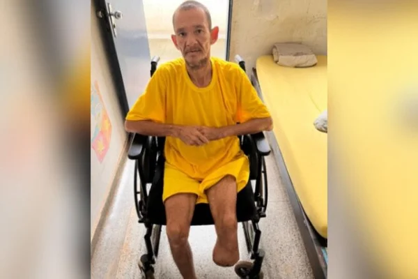 morador de rua preso furto panelas