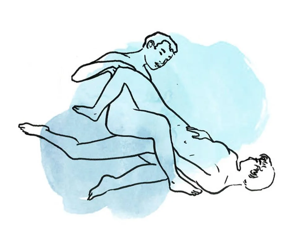 Tesoura: na “Tesourinha”, pouco importa a altura dos envolvidos, já que geralmente é feita quando estão deitados. Talvez uma das posições mais democráticas do Kama Sutra, a Tesoura possibilita penetração vaginal, anal e ainda a estimulação clitoriana quando não há a menor intenção de envolver um pênis Tesoura: na “Tesourinha”, pouco importa a altura dos envolvidos, já que geralmente é feita quando estão deitados. Talvez uma das posições mais democráticas do Kama Sutra, a Tesoura possibilita penetração vaginal, anal e ainda a estimulação clitoriana quando não há a menor intenção de envolver um pênis