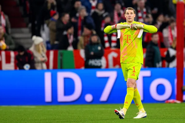 Foto colorida de Manuel Neuer - Metrópoles