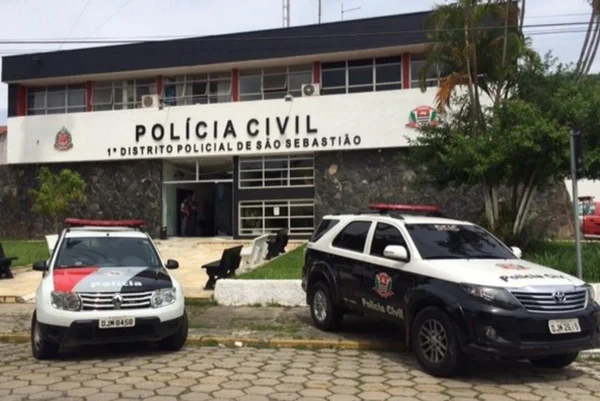 1º Distrito Policial de São Sebastião, em São Paulo. Caso de homem e mulher encontrados mortos em galpão - Metrópoles