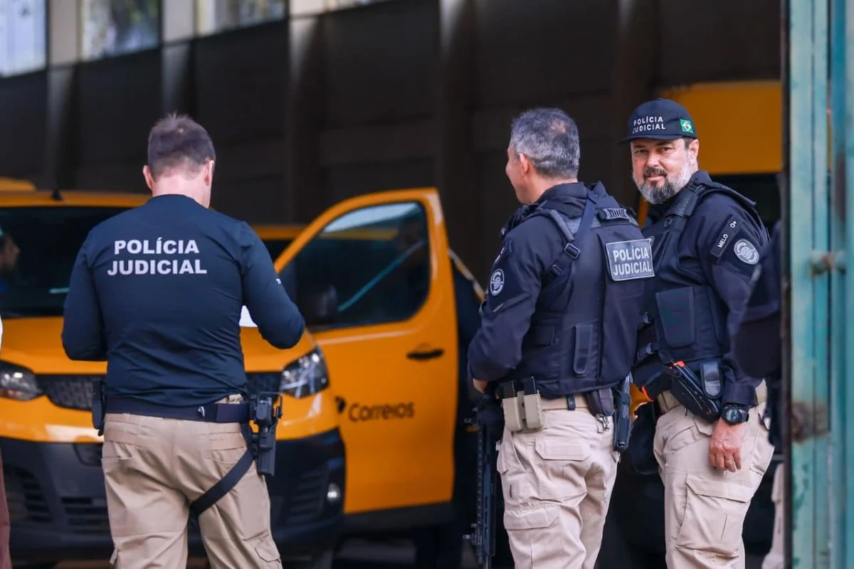 A operação conta com o apoio da Polícia Militar do Distrito Federal (PMDF) e da Polícia Judicial. A operação conta com o apoio da Polícia Militar do Distrito Federal (PMDF) e da Polícia Judicial.