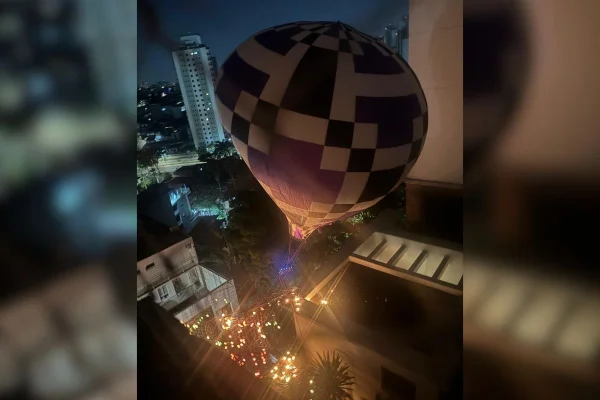 Balão cai dentro de prédio de SP e deixa moradores sem energia por 5h