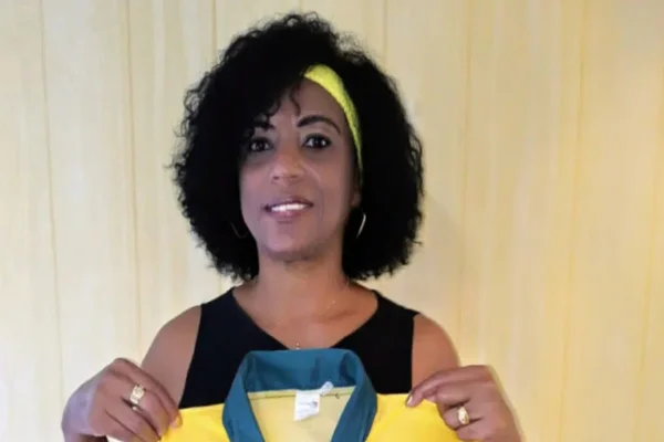 Michael Jackson é o apelido dado pelo locutor Luciano Do Valle a Mariléia dos Santos, ex-jogadora de futebol, que atuou na seleção brasileira por 12 anos.