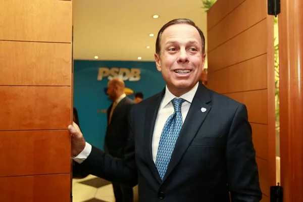 “Como cidadão, quero ver o Lula na prisão”, diz João Doria