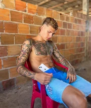 Prison Break baiano: “influencer dotadão” é preso, debocha e viraliza - imagem 4 Prison Break baiano: “influencer dotadão” é preso, debocha e viraliza - imagem 4