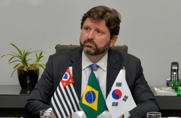 Tarcísio escanteia secretário que causou desgaste com Lula e empresa da Ucrânia